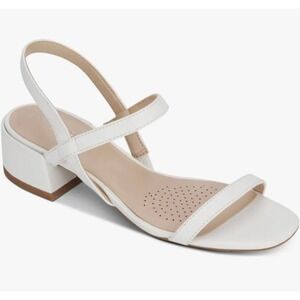 Kenneth Cole Maisie White Sandals Heels size 9.5 NWT